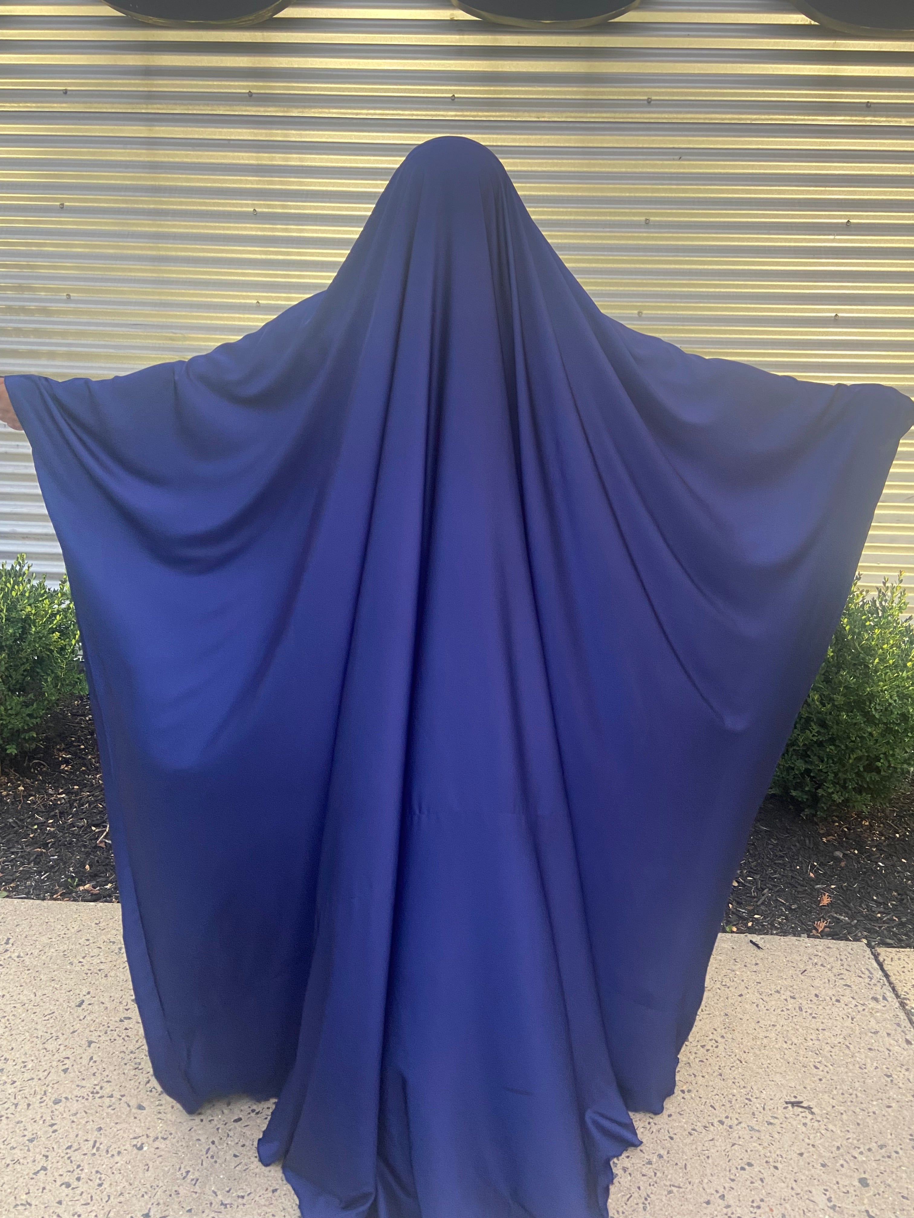 Sumayyah Satin Overhead set